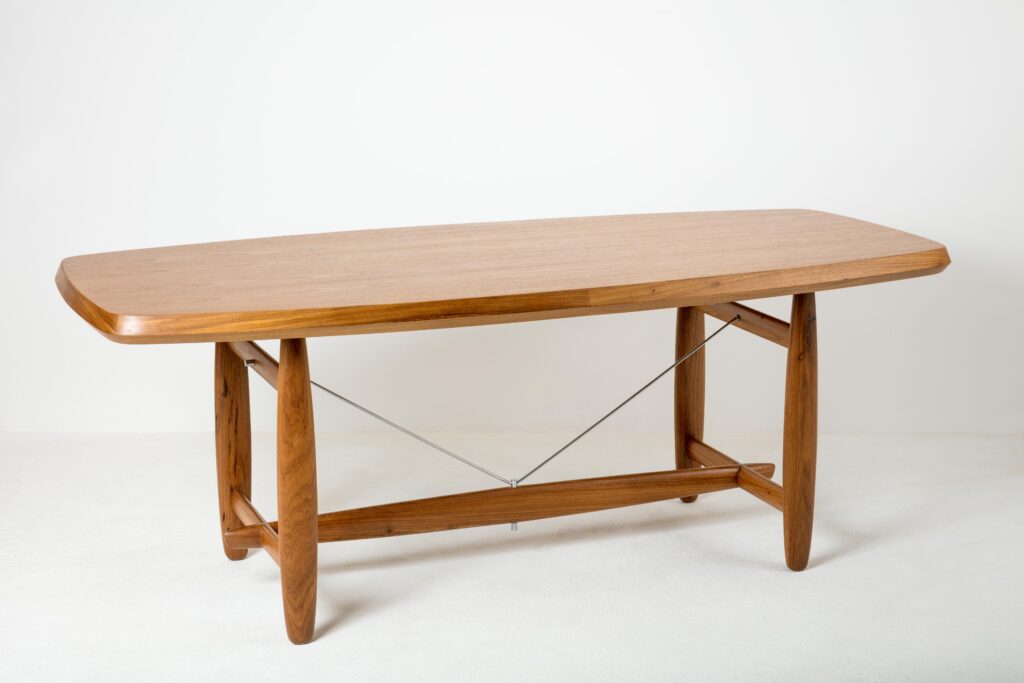 Mesa de Jantar Burton